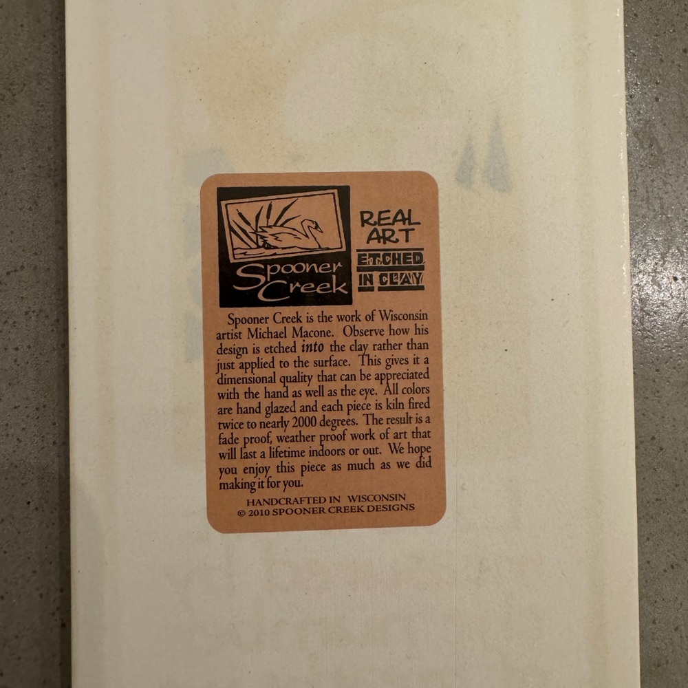 Real art etched in clay - Picture 3 of 6